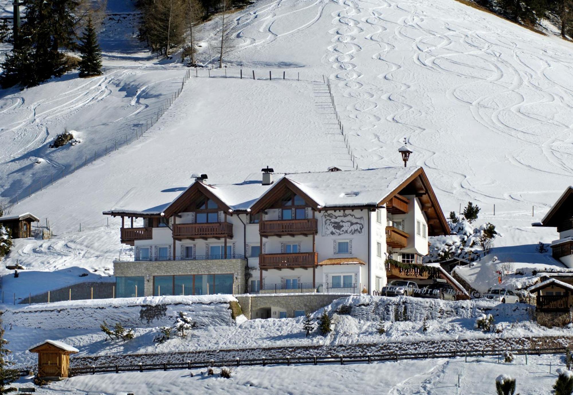 Garni La Tambra Hotel Selva di Val Gardena Exterior photo